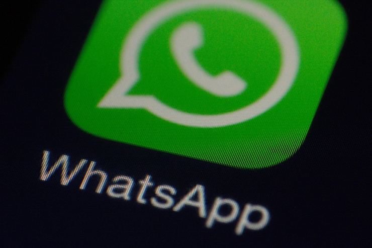 whatsapp e app per spiare il partner