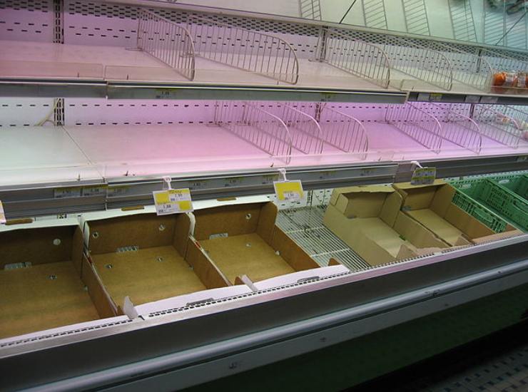 Reparto vuoto del supermercato 