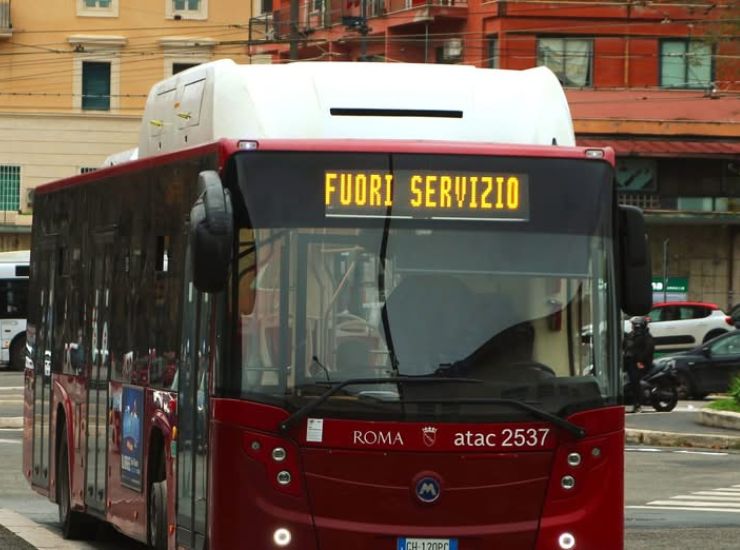 atac fuori servizio - Facebook -corrieredicomo.it