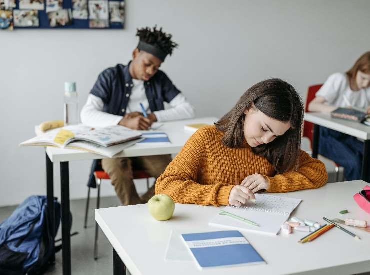 Ragazzi a scuola - pexels - corrieredicomo