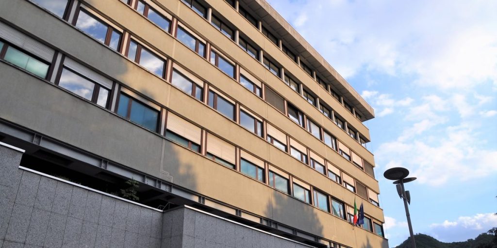 «Devi dimagrire»: la mamma rinviata a giudizio