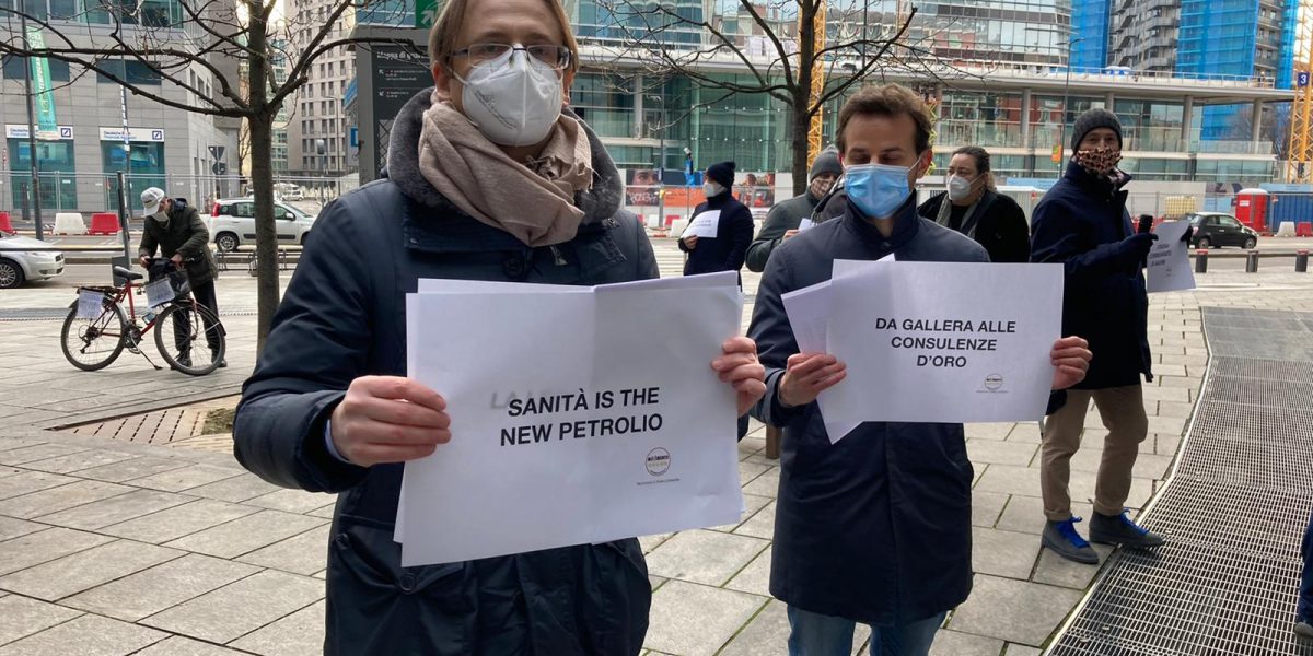 Cinquestelle, flash mob contro la nuova giunta lombarda