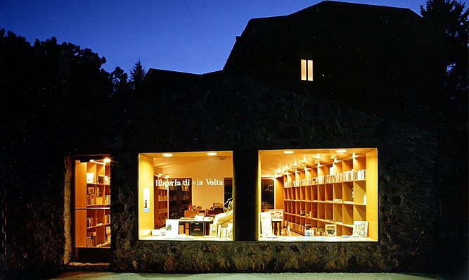 Erba, laboratorio tipografico in libreria