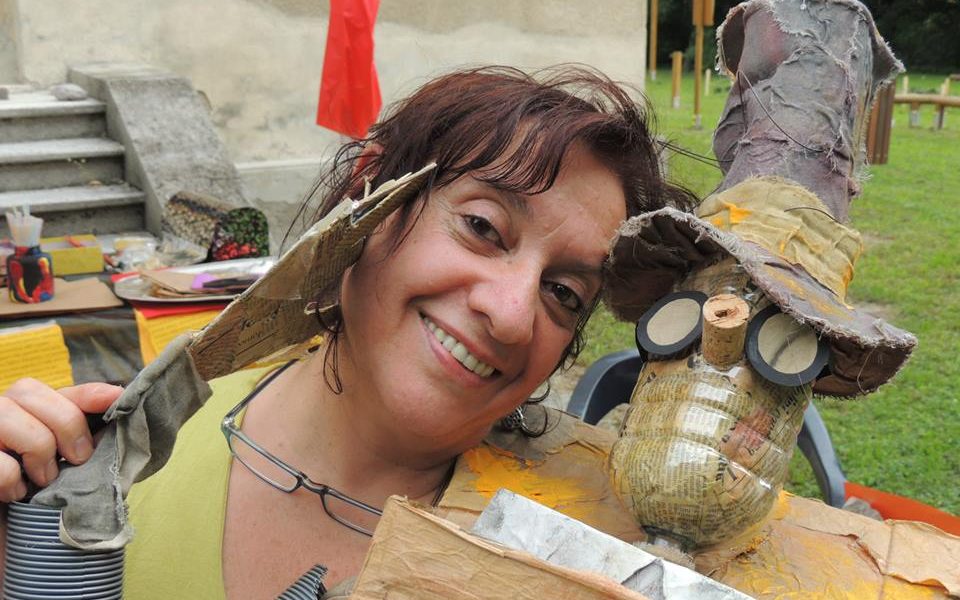 Miriana Ronchetti recita per i bambini al Carducci