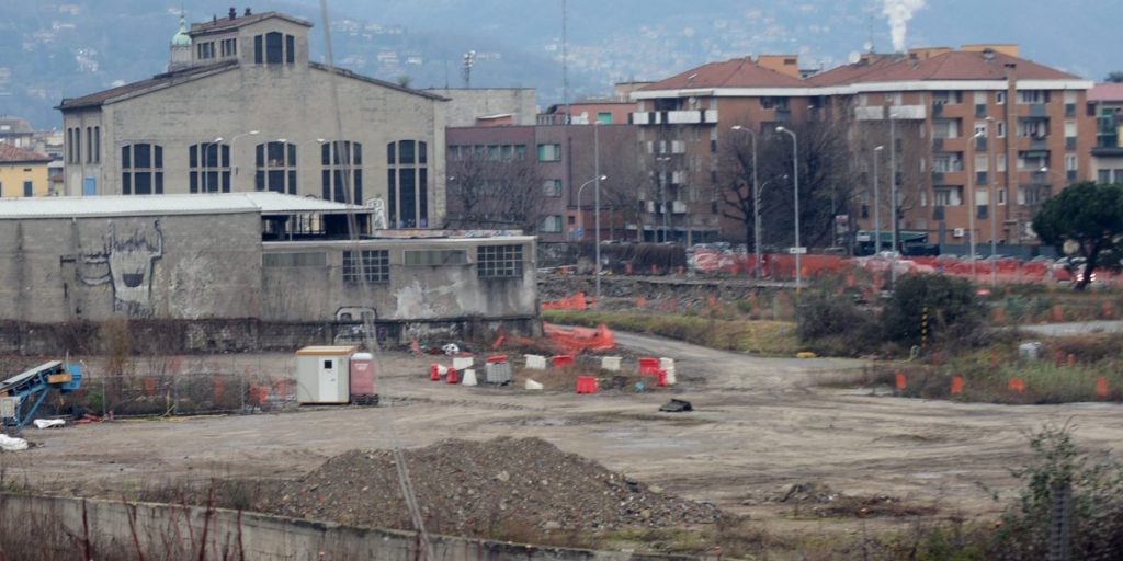 Le minoranze di Como: «Un fallimento dopo l’altro. La giunta ne deve rispondere»