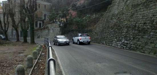 Como, da lunedì asfaltatura d’urgenza in via Nino Bixio