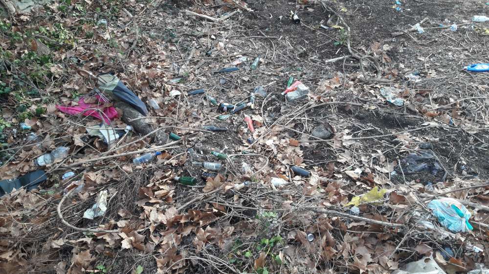 Discarica a cielo aperto nell’ex Ticosa