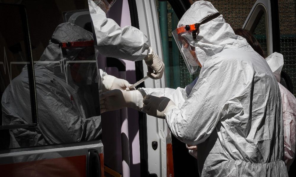25 contagi in residenza anziani Bari