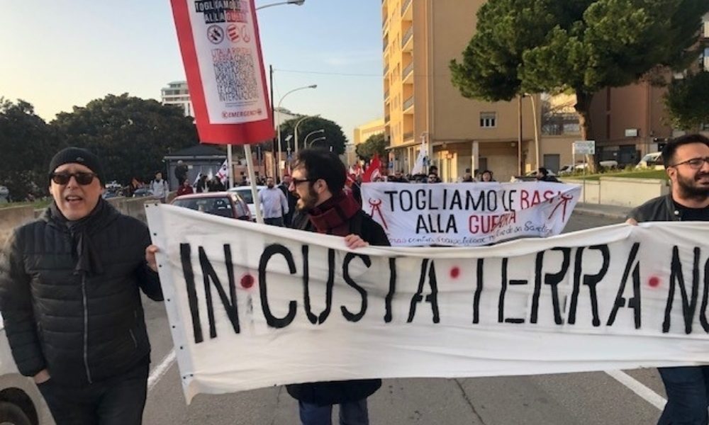 “Fuori la Nato dalla Sardegna”, corteo