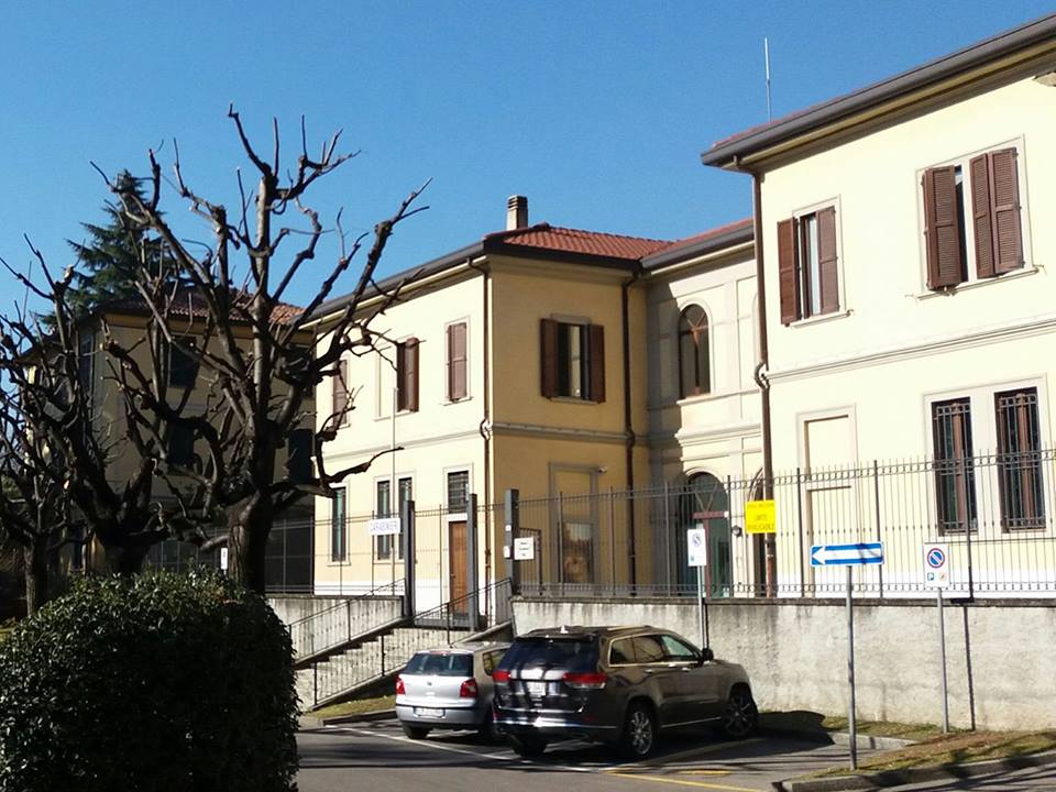 Como-Varese: incidenti al termine della partita. Scontri fra tifosi e polizia nella zona di viale Masia