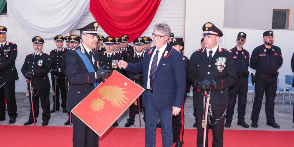 Decennale dei Carabinieri di Fermo, Monaldi dona un dipinto