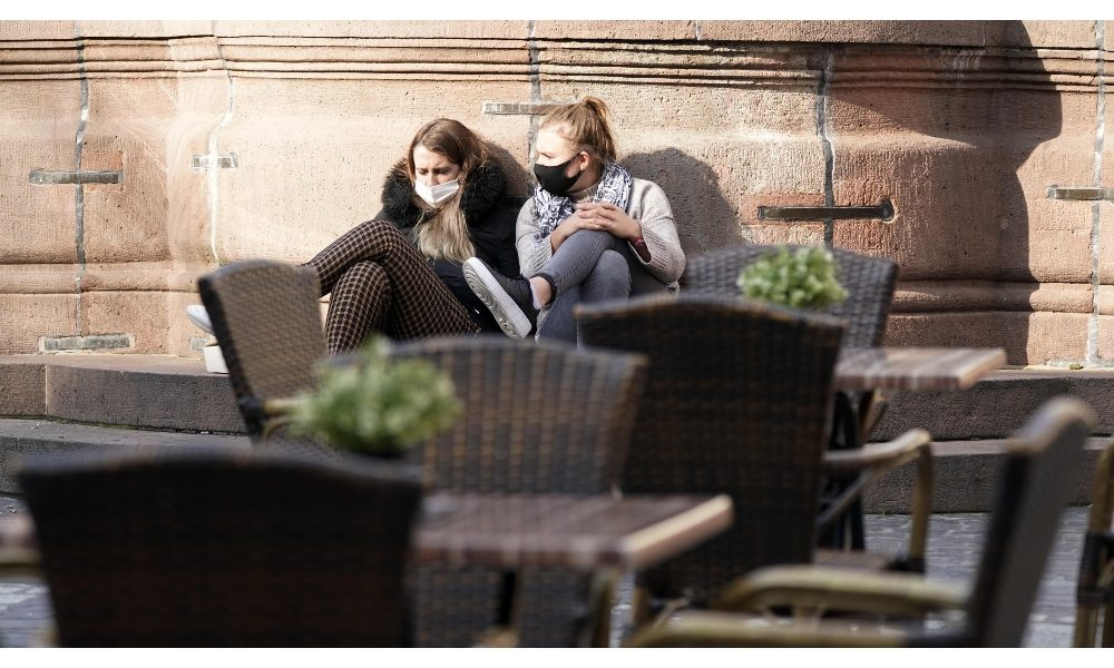 >ANSA-IL-PUNTO/COVID:Veneto, polemiche su Dpcm, meno contagi