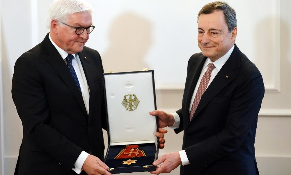 A Draghi croce al merito in Germania