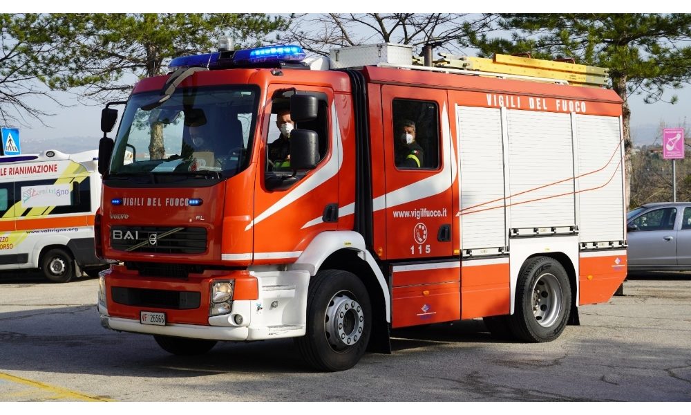 A fuoco la cucina, muore carbonizzato