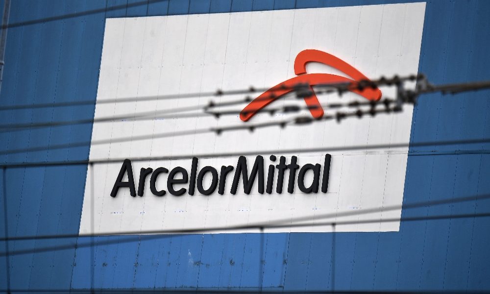 A.Mittal: operai Genova fischiano l’ad