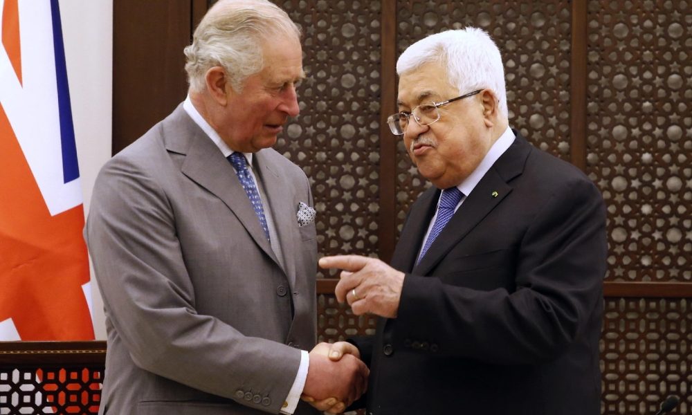 Abu Mazen incontra il principe Carlo