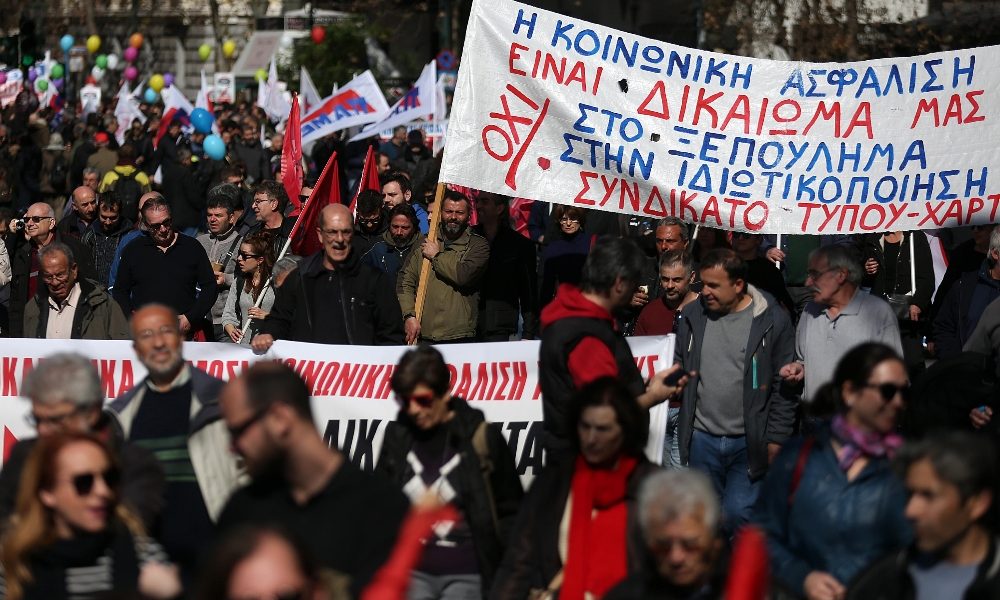 Ad Atene 10mila contro riforma pensioni