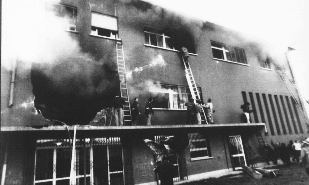 Aereo cadde su scuola, 29/o anniversario