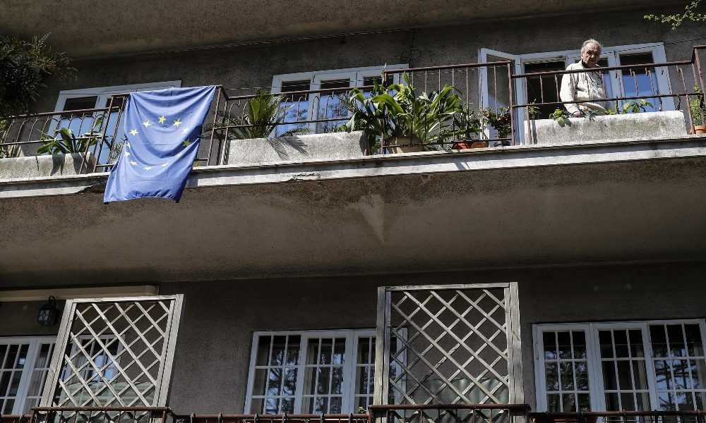 Afp, oltre 4 miliardi persone confinate