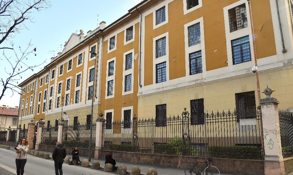 Aggredì donna, ‘voglio stare in carcere’