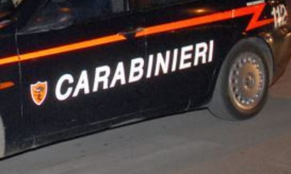 Ai domiciliari ma percepivano reddito