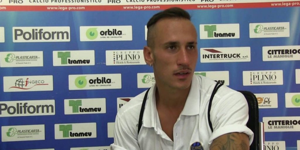 Mercato azzurro: nel mirino l’attaccante Aiman Napoli