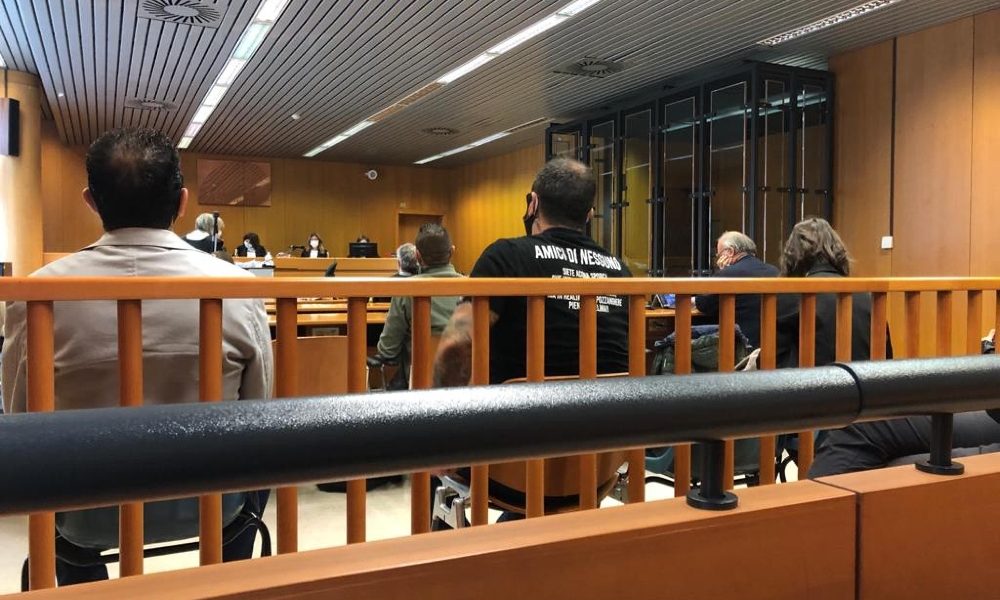 Al via processo Last Banner, 12 gli imputati