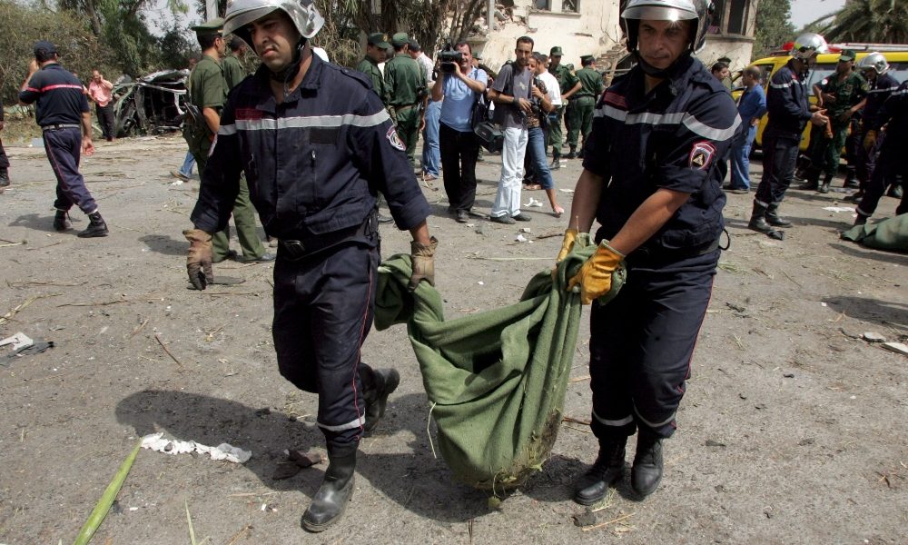 Algeria: 5 civili uccisi in esplosione ordigno