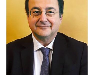 Cambi: euro poco mosso 1,1105 dollari