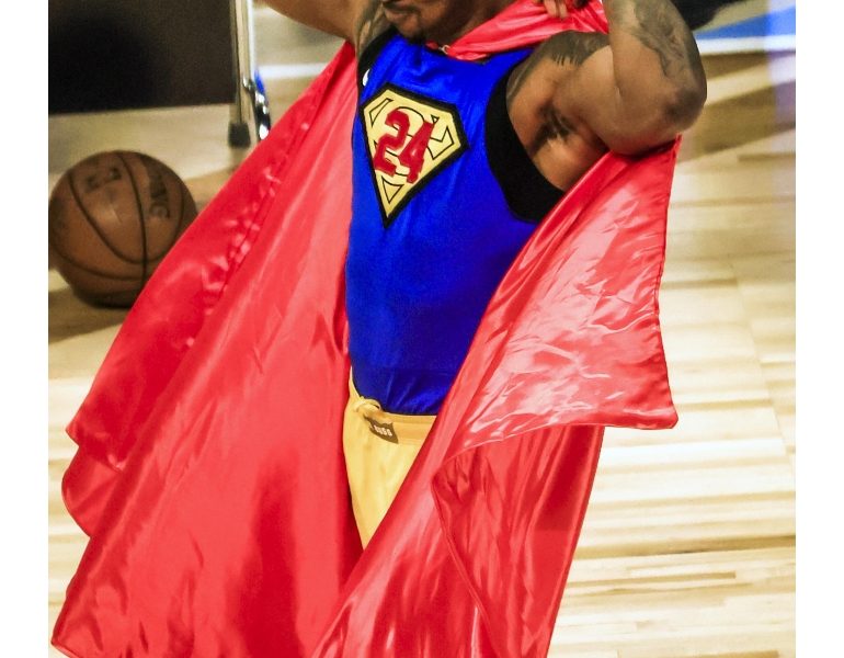 All Star Game: gara schiacciate,Howard Superman n.24