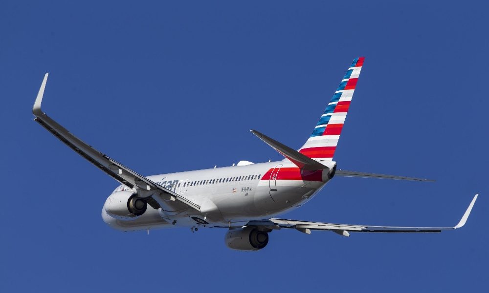American Airlines sospende voli Milano