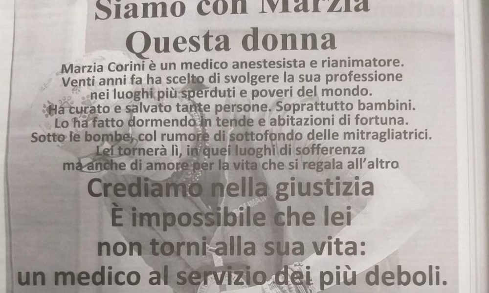 Amici imputata comprano pagina in difesa