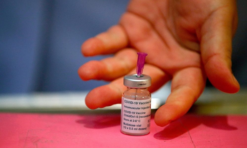 Anche la Svezia sospende somministrazione di AstraZeneca