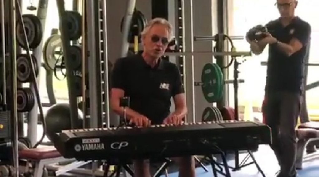 Andrea Bocelli ad Appiano Gentile intona “Nessun dorma” per l’Inter