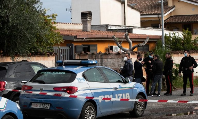 Anziana uccisa con un colpo di fucile, fermato il marito