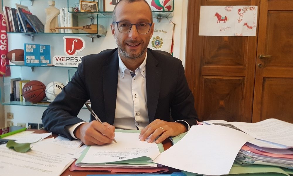 Appello Ricci per sostenere Mangialardi
