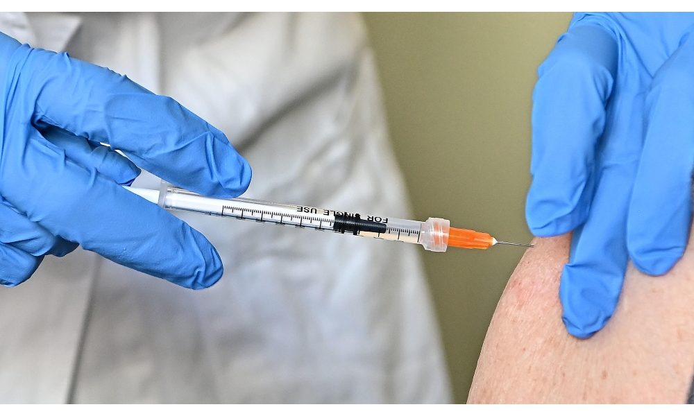 AstraZeneca: ripresi vaccini Piemonte, stop lotto ABV5811