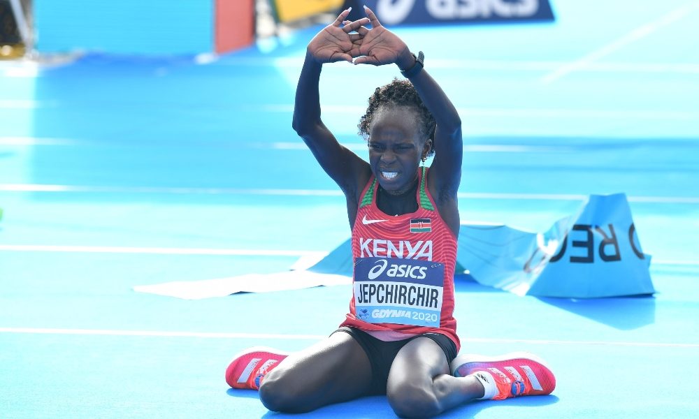 Atletica: Evans Chebet vince la Maratona di Valencia