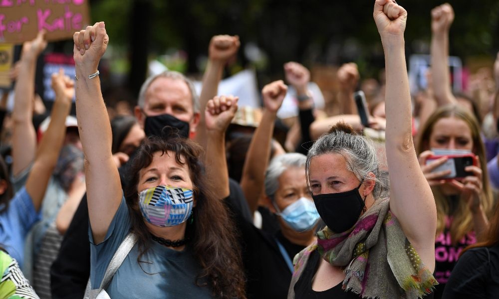 Australia: donne in piazza contro violenza e disuguaglianza