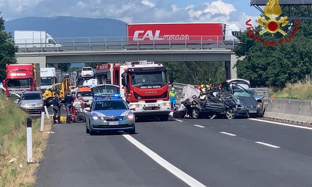 Auto giù da ponte, 2 morti nel Milanese