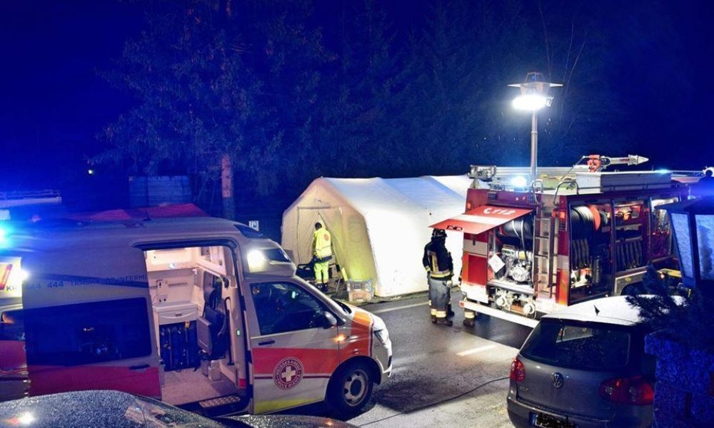 Auto su pedoni, arrestato automobilista