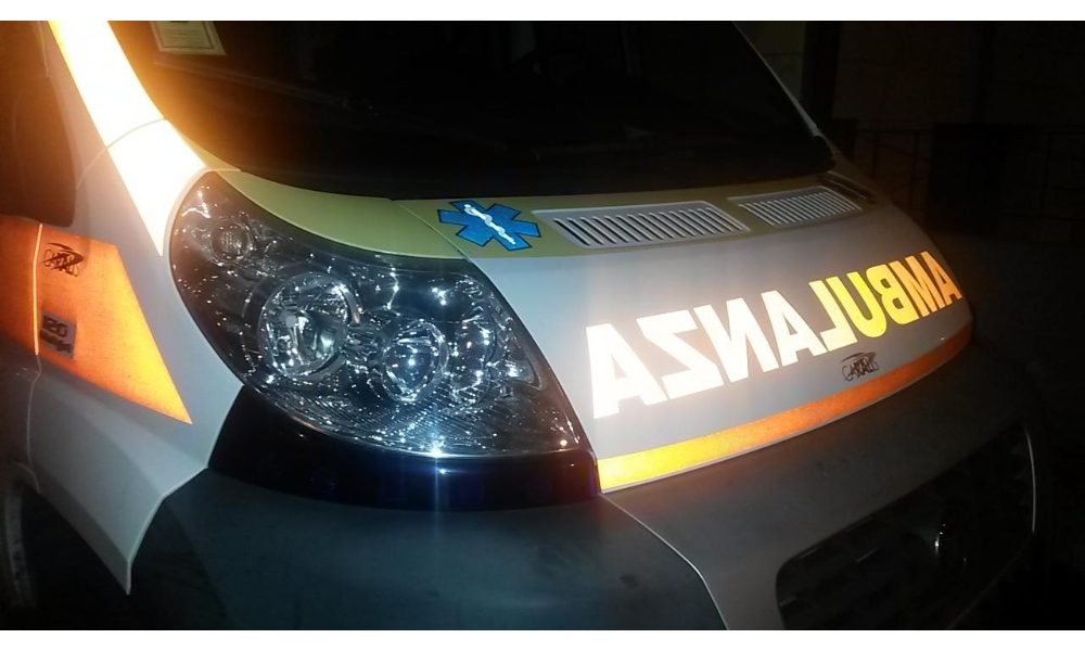 Auto su veicoli incidentati, un morto