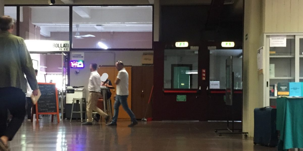 Azouz Marzouk in tribunale a Como chiede copia degli atti sulla strage