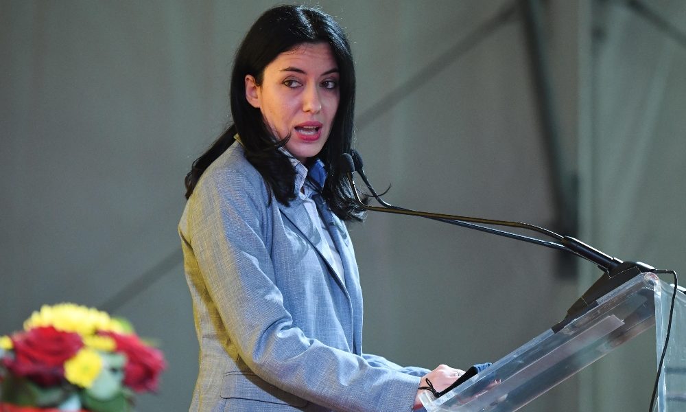 Azzolina, contagiati 2.348 studenti, 402 prof