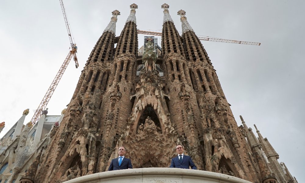 Barcellona,riapre Sagrada Familia a 2.000 operatori sanitari