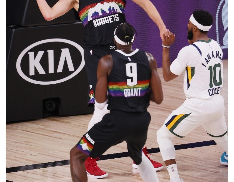 Basket: Nba, Denver Nuggets all’ultimo respiro contro Utah