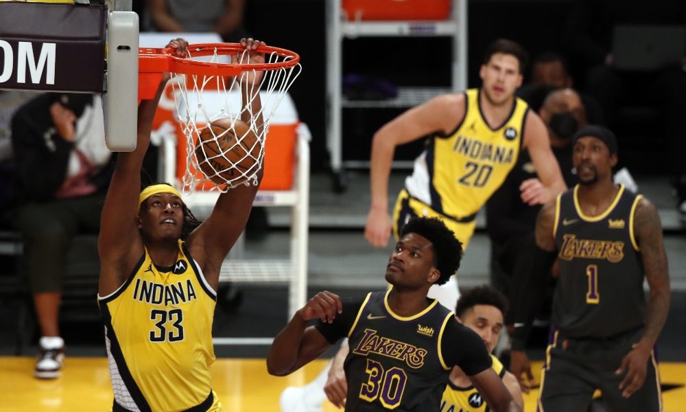 Basket: Nba; Lakers piegano Pacers, vince anche Utah
