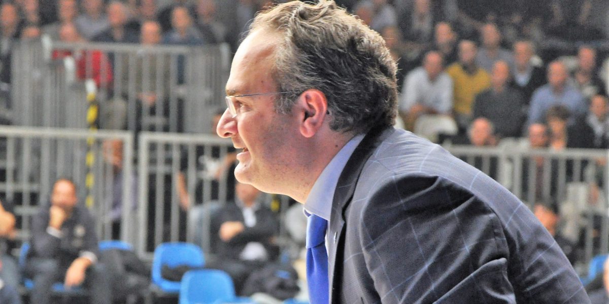 Bologna, coach Sacripanti è a rischio. Djordjevic in arrivo alla guida della Virtus