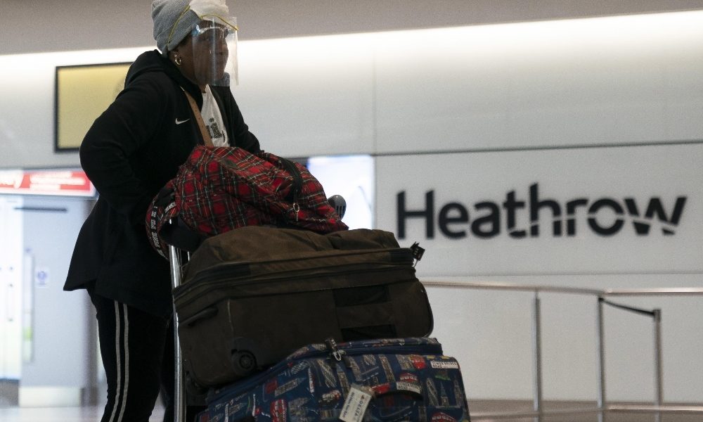 Bbc, ‘tampone all’aeroporto in Gb per evitare la quarantena’