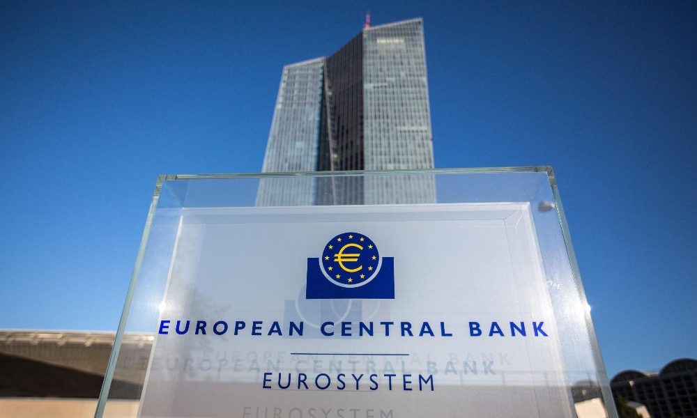 Bce:crescita lenta,segni stabilizzazione